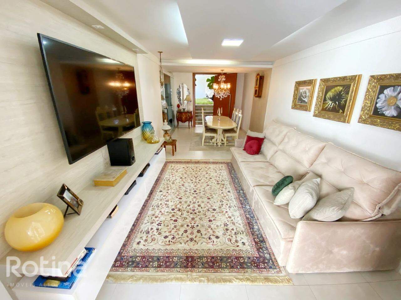 Casa à venda, 3 quartos em Uberlândia no bairro Tabajaras no valor de R$ 1.200.000,00 - Rotina Imobiliária: 