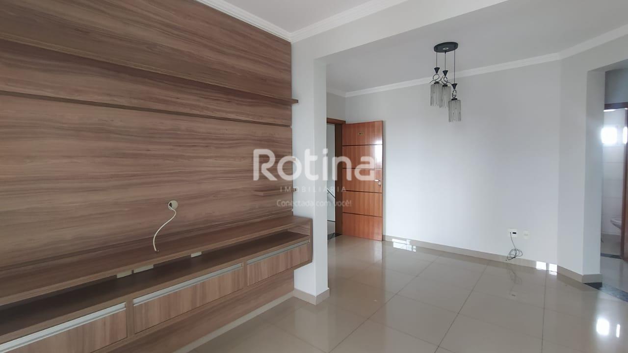 Apartamento para alugar, 3 quartos em Uberlândia no bairro Jardim Inconfidência no valor de R$ 1.800,00 - Rotina Imobiliária: 