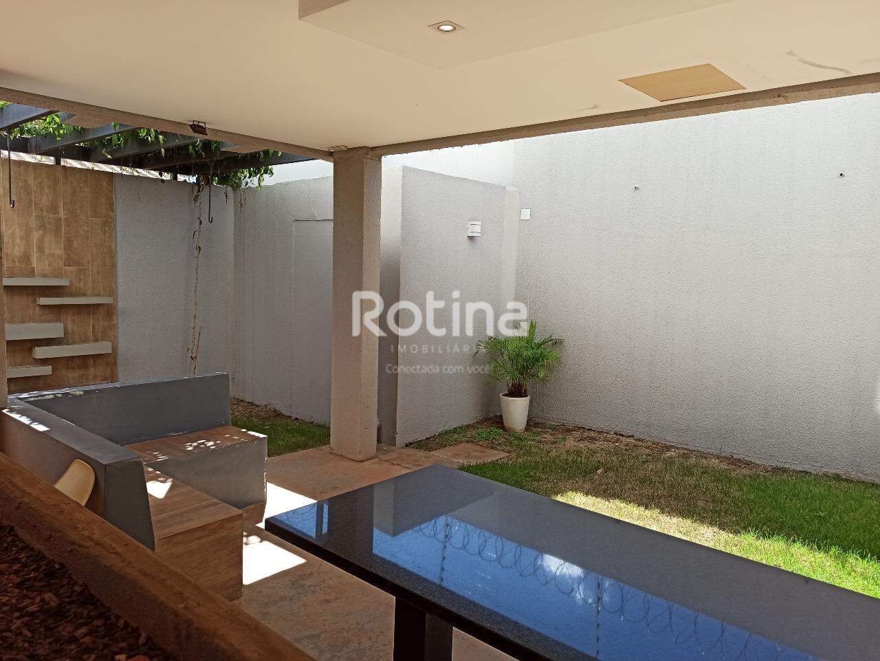Apartamento para alugar, 2 quartos em Uberlândia no bairro Tibery no valor de R$ 1.600,00 - Rotina Imobiliária: 