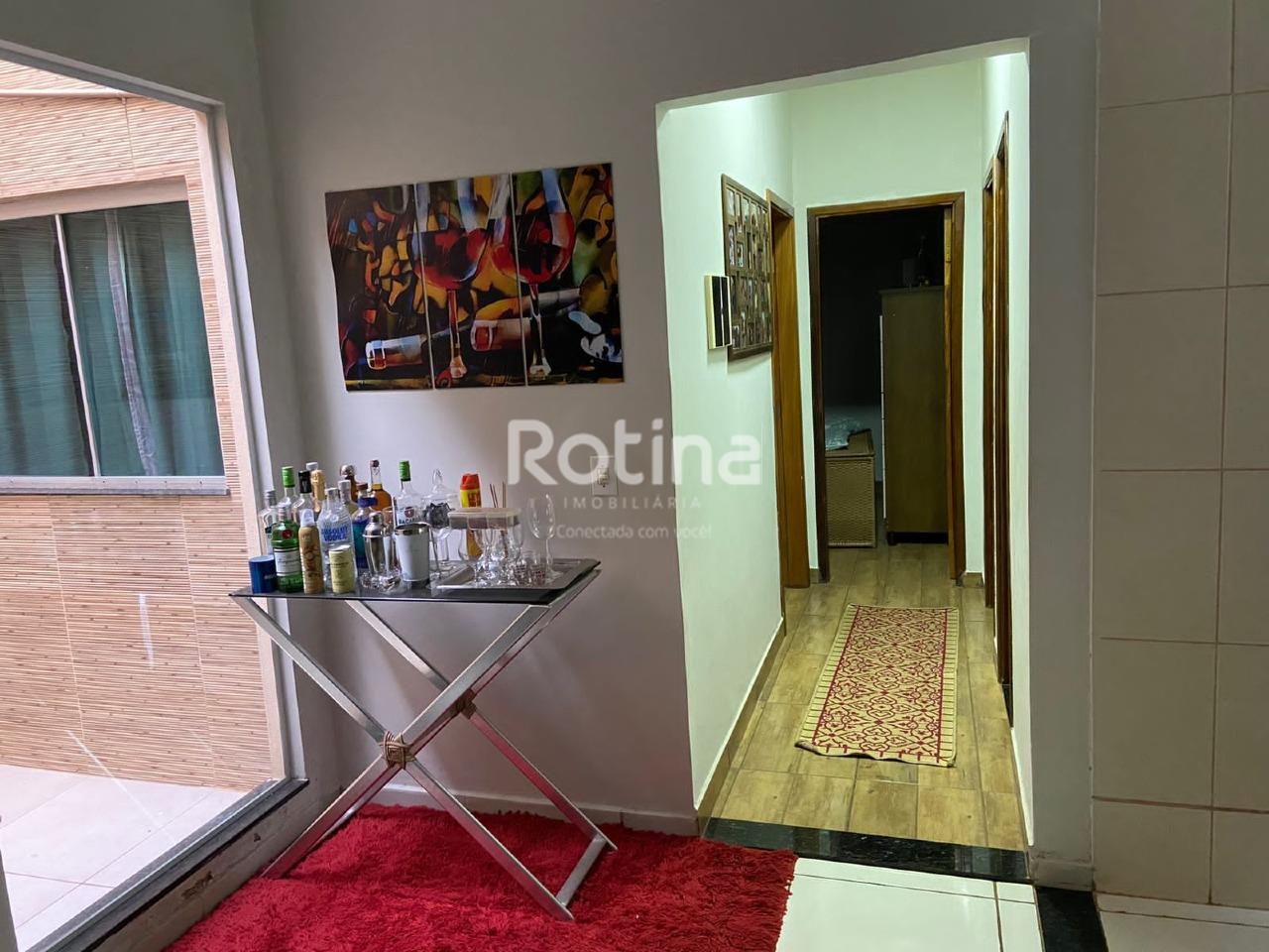 Casa à venda, 3 quartos em Uberlândia no bairro Minas Gerais no valor de R$ 650.000,00 - Rotina Imobiliária: 