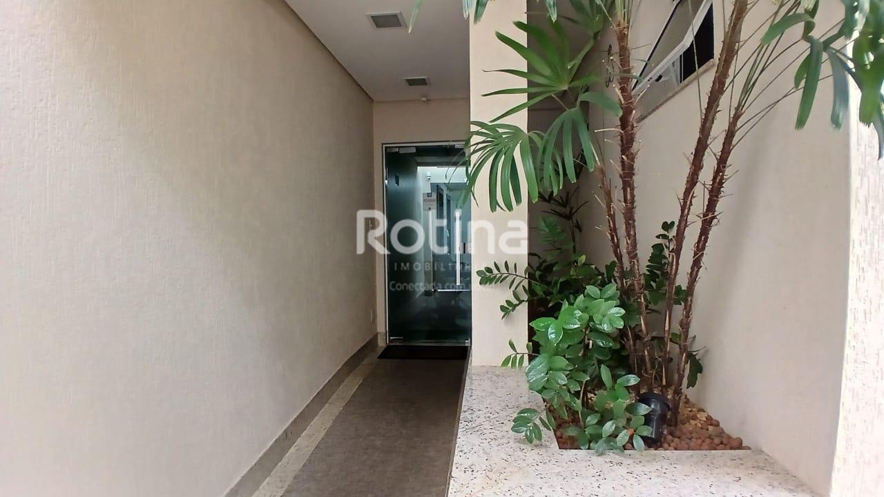 Apartamento para alugar, 3 quartos em Uberlândia no bairro Santa Mônica no valor de R$ 3.400,00 - Rotina Imobiliária: 