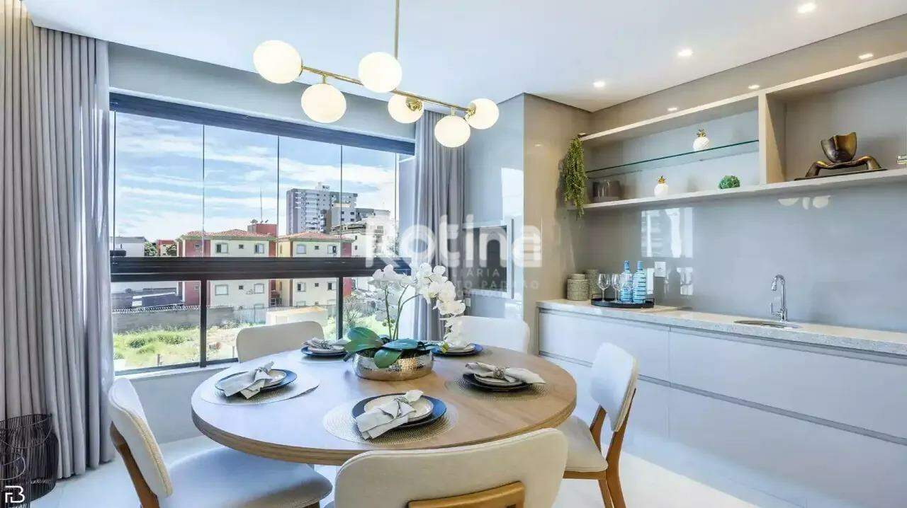 Apartamento à venda, 3 quartos em Uberlândia no bairro Santa Mônica no valor de R$ 805.000,00 - Rotina Imobiliária: 