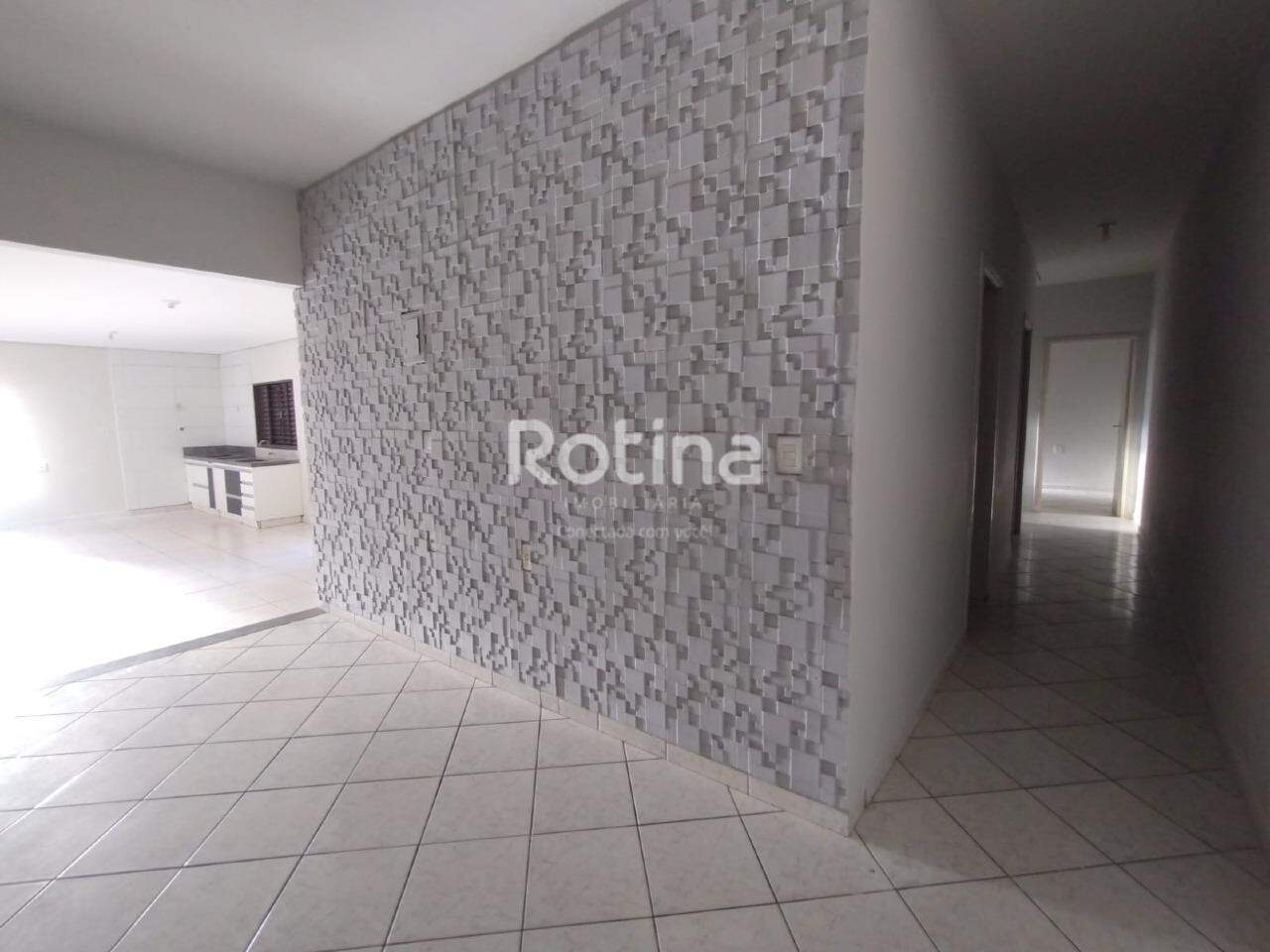 Casa para alugar, 3 quartos em Uberlândia no bairro Santa Mônica no valor de R$ 1.900,00 - Rotina Imobiliária: 