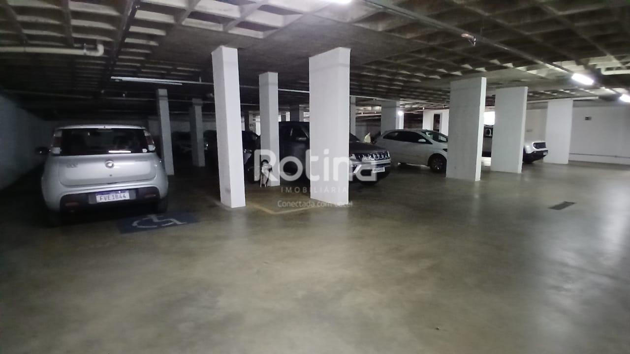 Apartamento para alugar, 2 quartos em Uberlândia no bairro Tubalina no valor de R$ 1.800,00 - Rotina Imobiliária: 