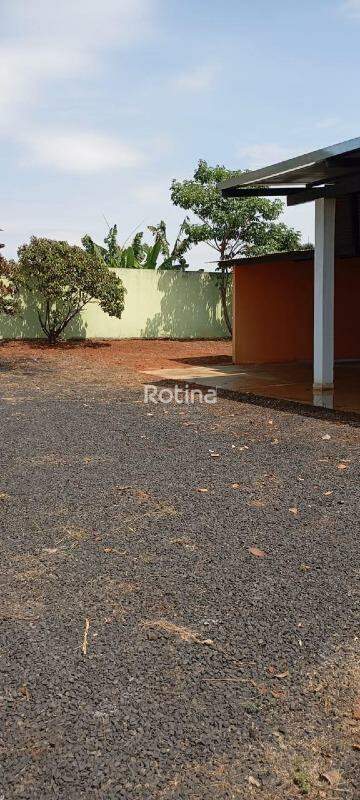 Galpão para alugar, em Uberlândia no bairro Morada Nova no valor de R$ 2.400,00 - Rotina Imobiliária: 