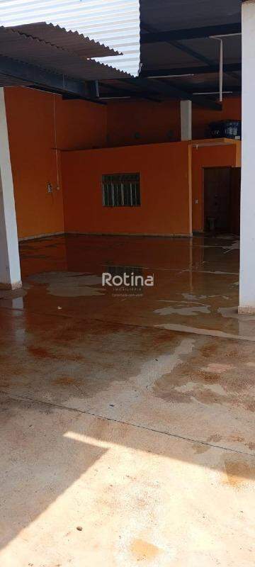Galpão para alugar, em Uberlândia no bairro Morada Nova no valor de R$ 2.400,00 - Rotina Imobiliária: 