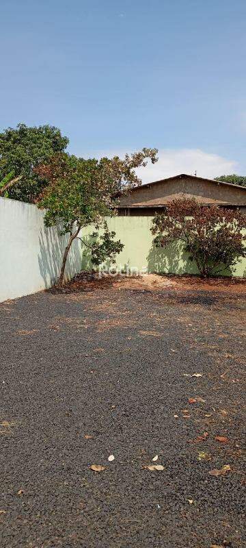 Galpão para alugar, em Uberlândia no bairro Morada Nova no valor de R$ 2.400,00 - Rotina Imobiliária: 