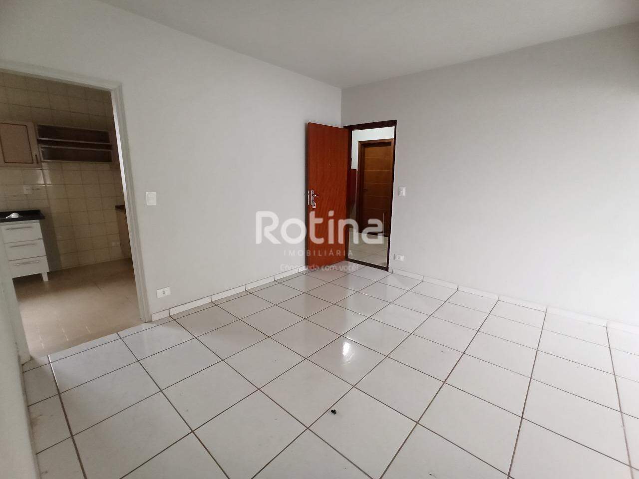Apartamento para alugar, 3 quartos em Uberlândia no bairro Bom Jesus no valor de R$ 1.400,00 - Rotina Imobiliária: 