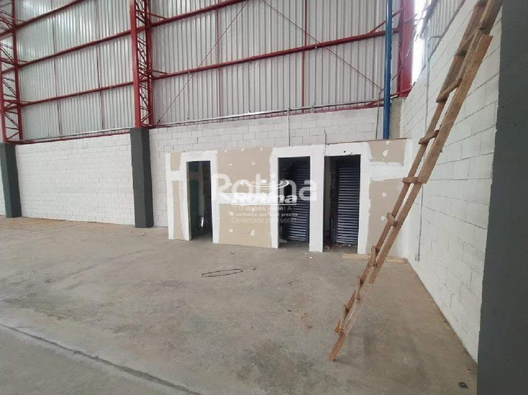 Galpão para alugar, em Uberlândia no bairro Distrito Industrial no valor de R$ 25.000,00 - Rotina Imobiliária: 