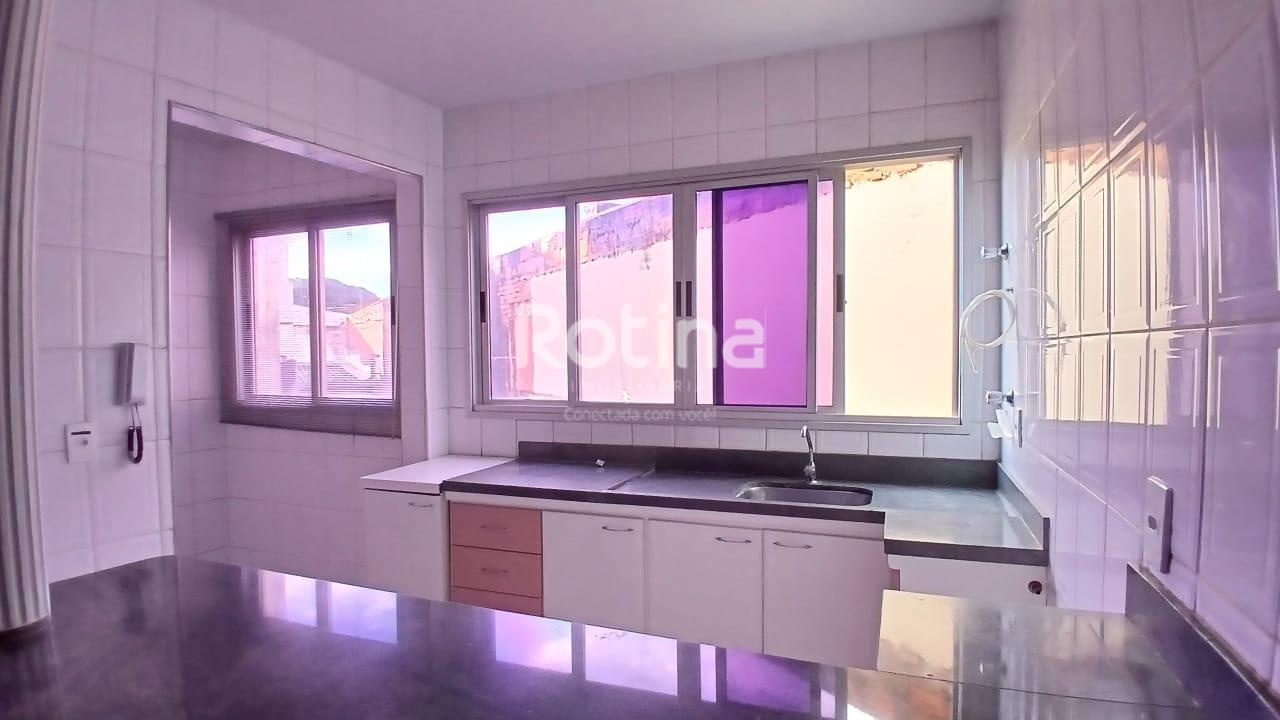 Apartamento para alugar, 1 quarto em Uberlândia no bairro Centro no valor de R$ 1.300,00 - Rotina Imobiliária: 