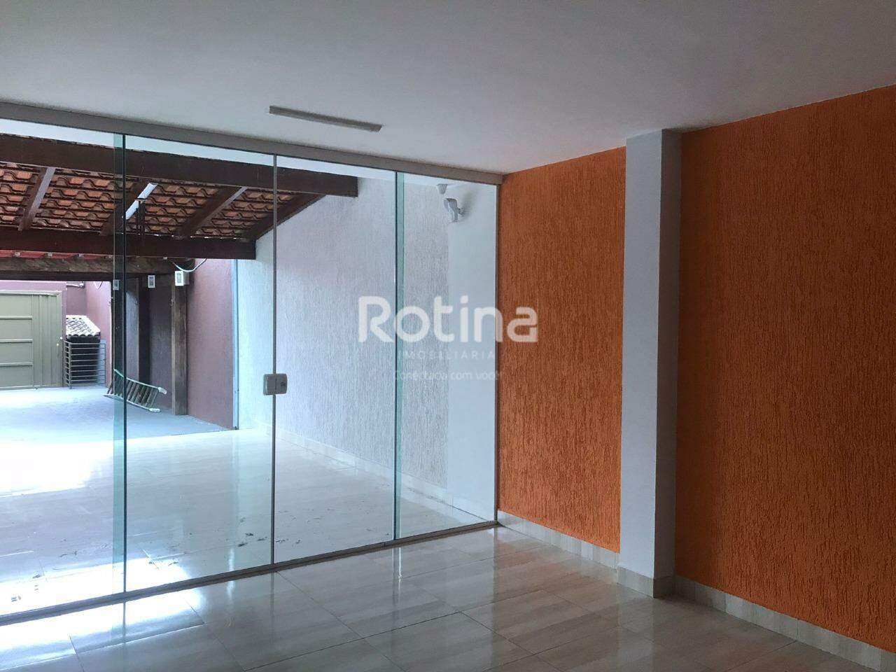 Casa para alugar, 3 quartos em Uberlândia no bairro Jardim Europa no valor de R$ 4.500,00 - Rotina Imobiliária: 