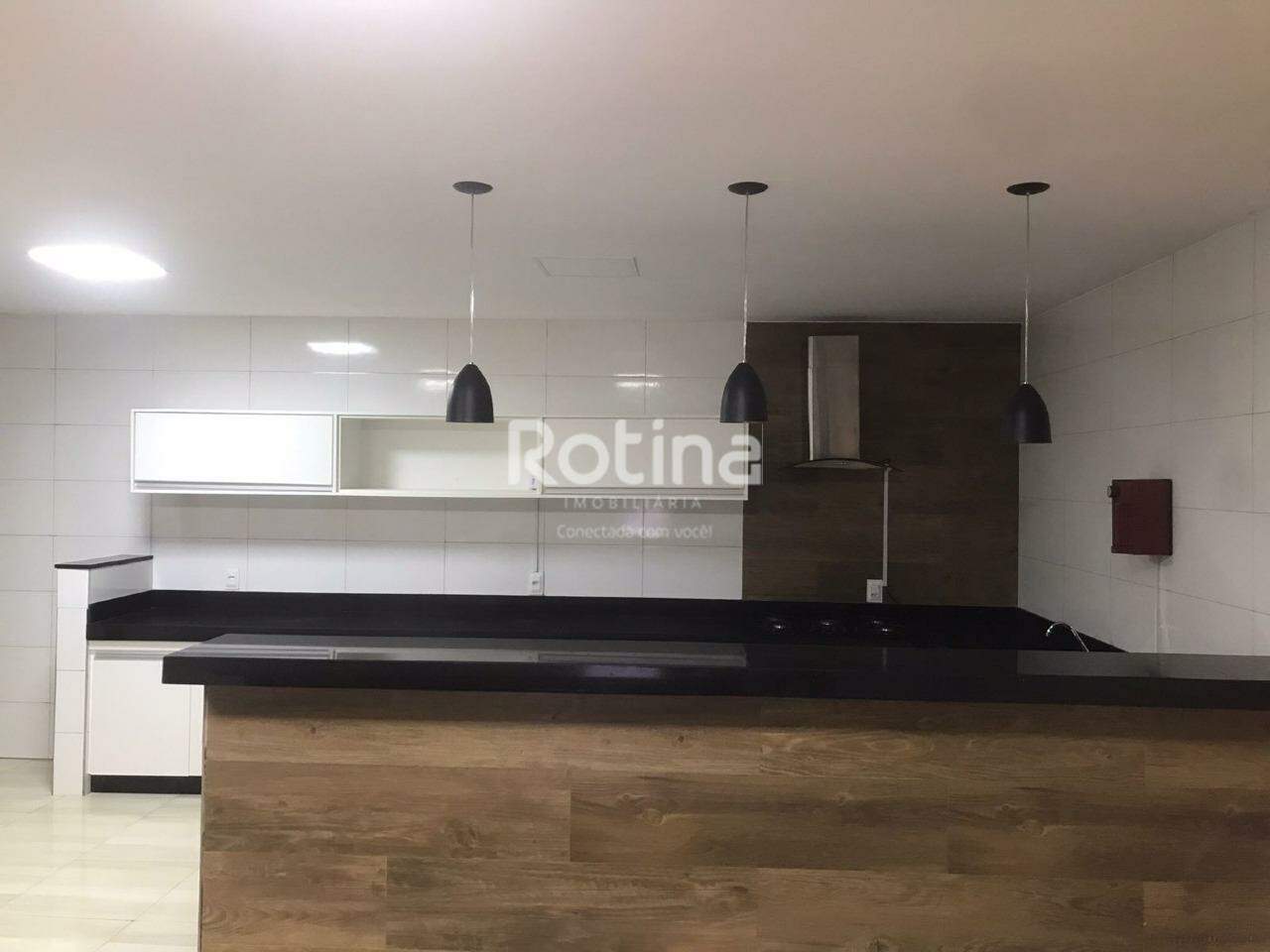 Casa para alugar, 3 quartos em Uberlândia no bairro Jardim Europa no valor de R$ 4.500,00 - Rotina Imobiliária: 