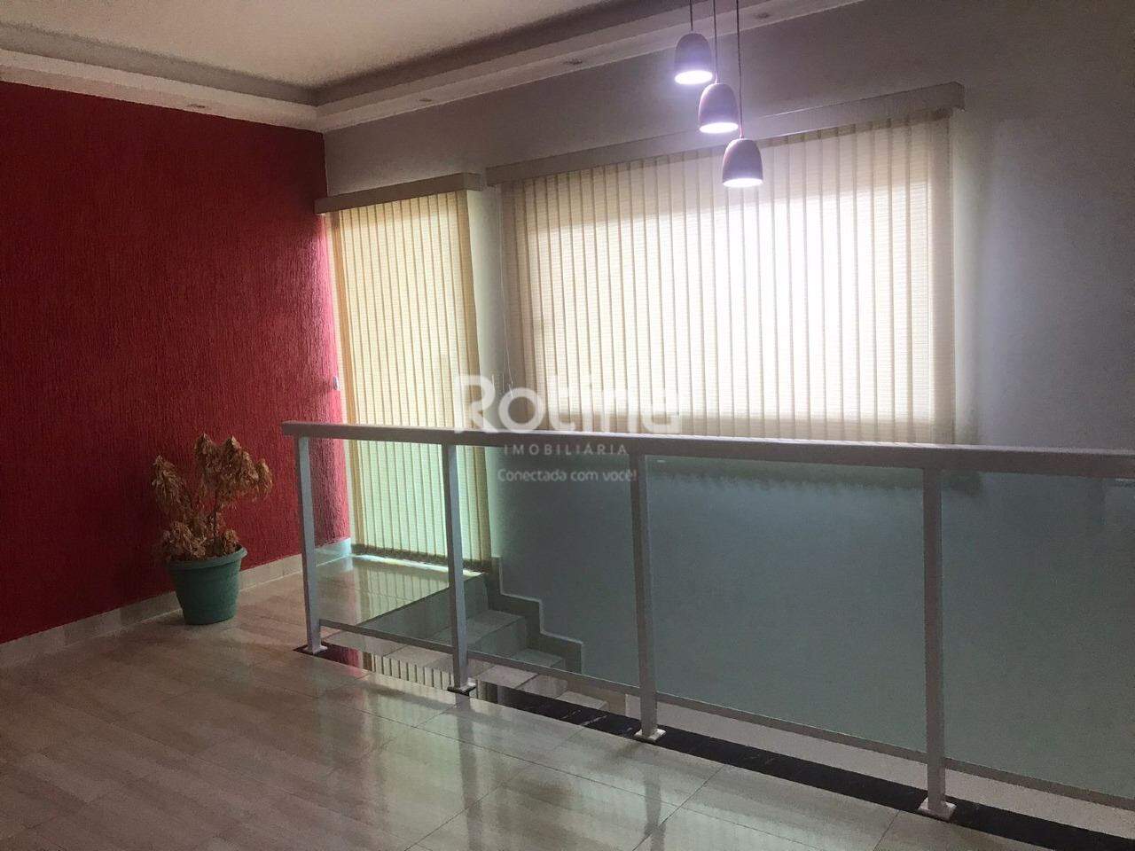 Casa para alugar, 3 quartos em Uberlândia no bairro Jardim Europa no valor de R$ 4.500,00 - Rotina Imobiliária: 