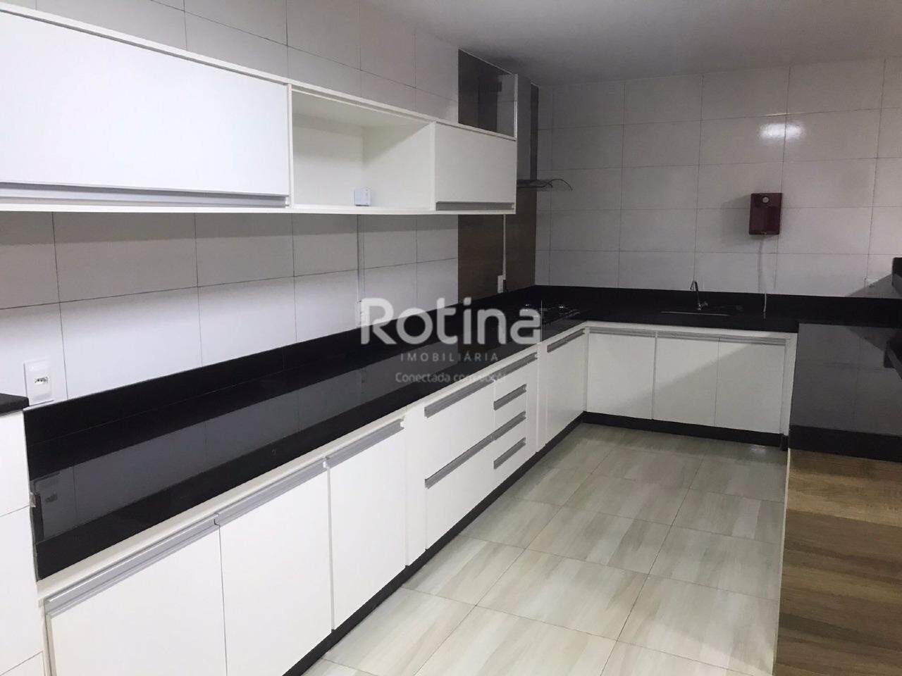 Casa para alugar, 3 quartos em Uberlândia no bairro Jardim Europa no valor de R$ 4.500,00 - Rotina Imobiliária: 