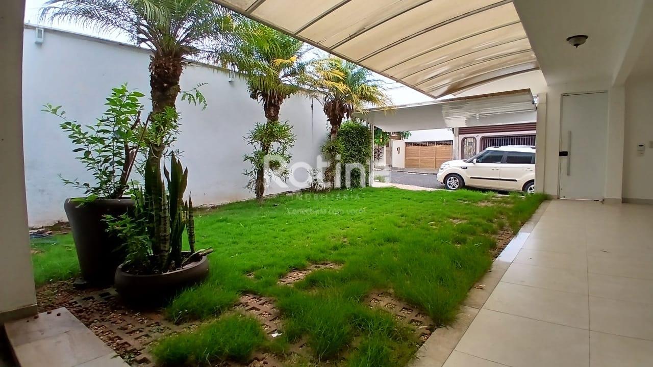 Casa para alugar, 3 quartos em Uberlândia no bairro Tabajaras no valor de R$ 6.500,00 - Rotina Imobiliária: 