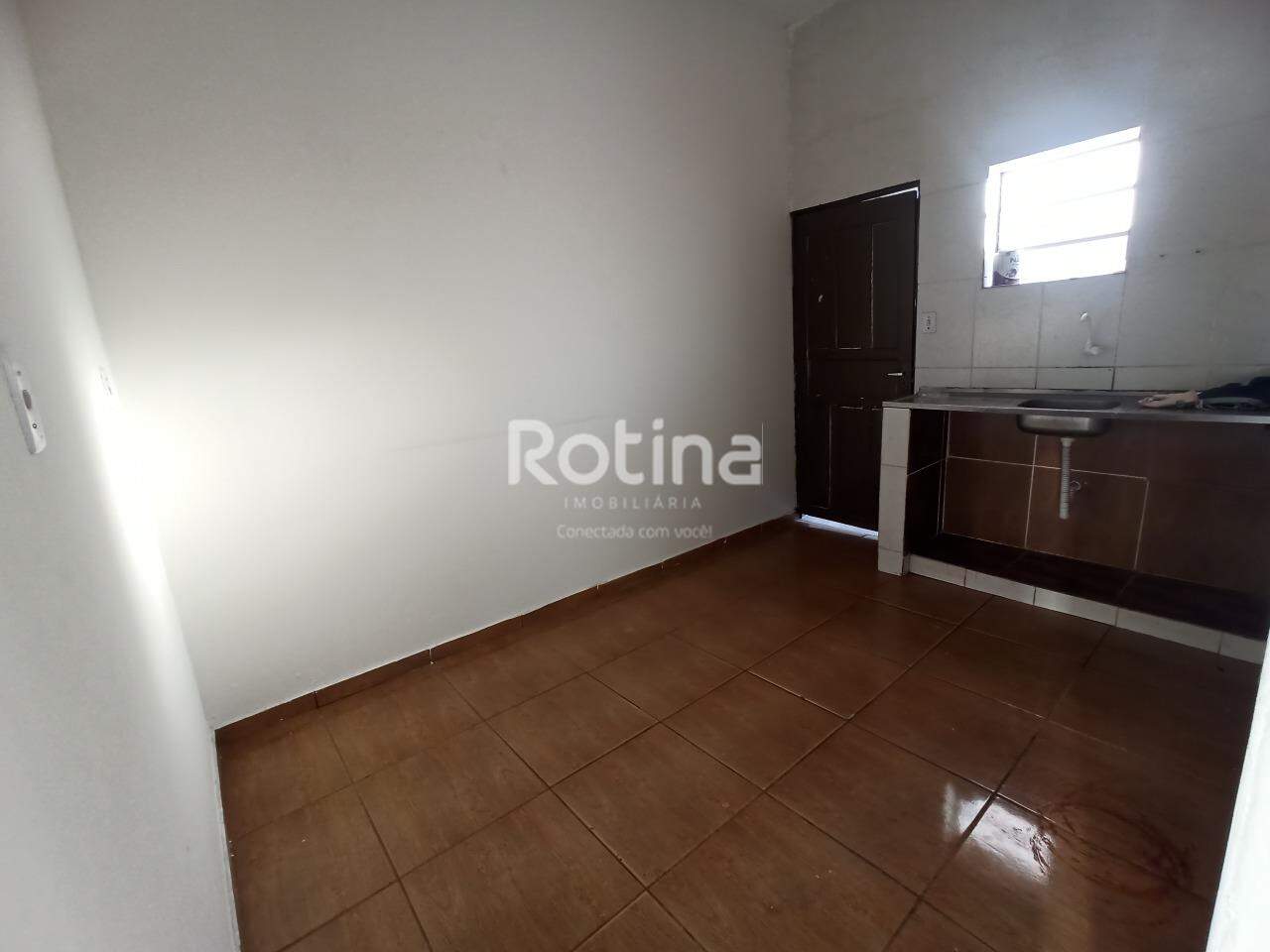 Casa para alugar, 3 quartos em Uberlândia no bairro Jardim Europa no valor de R$ 1.400,00 - Rotina Imobiliária: 