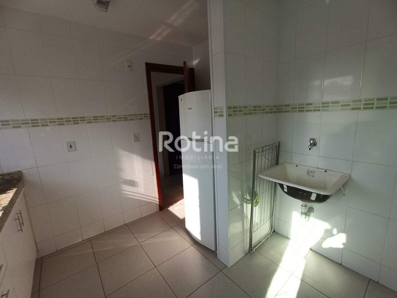 Apartamento para alugar, 2 quartos em Uberlândia no bairro Umuarama no valor de R$ 1.980,00 - Rotina Imobiliária: 