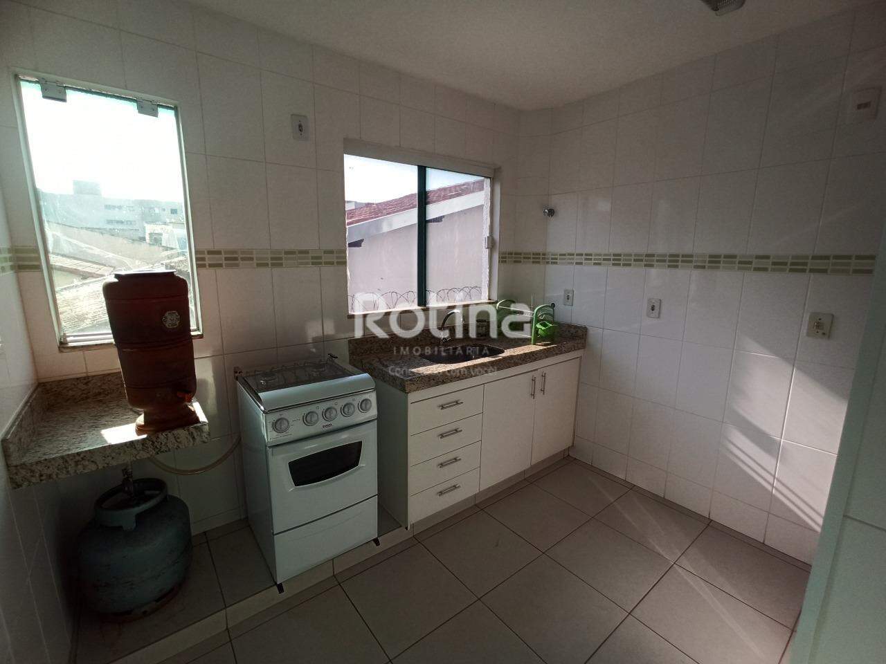 Apartamento para alugar, 2 quartos em Uberlândia no bairro Umuarama no valor de R$ 1.980,00 - Rotina Imobiliária: 