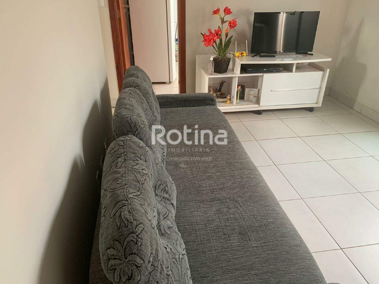 Apartamento para alugar, 2 quartos em Uberlândia no bairro Umuarama no valor de R$ 1.980,00 - Rotina Imobiliária: 