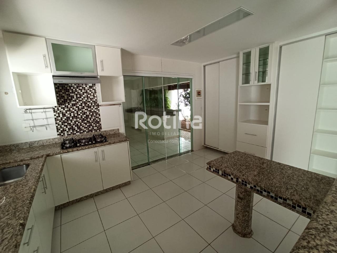 Casa para alugar, 3 quartos em Uberlândia no bairro Jardim Karaíba no valor de R$ 6.500,00 - Rotina Imobiliária: 