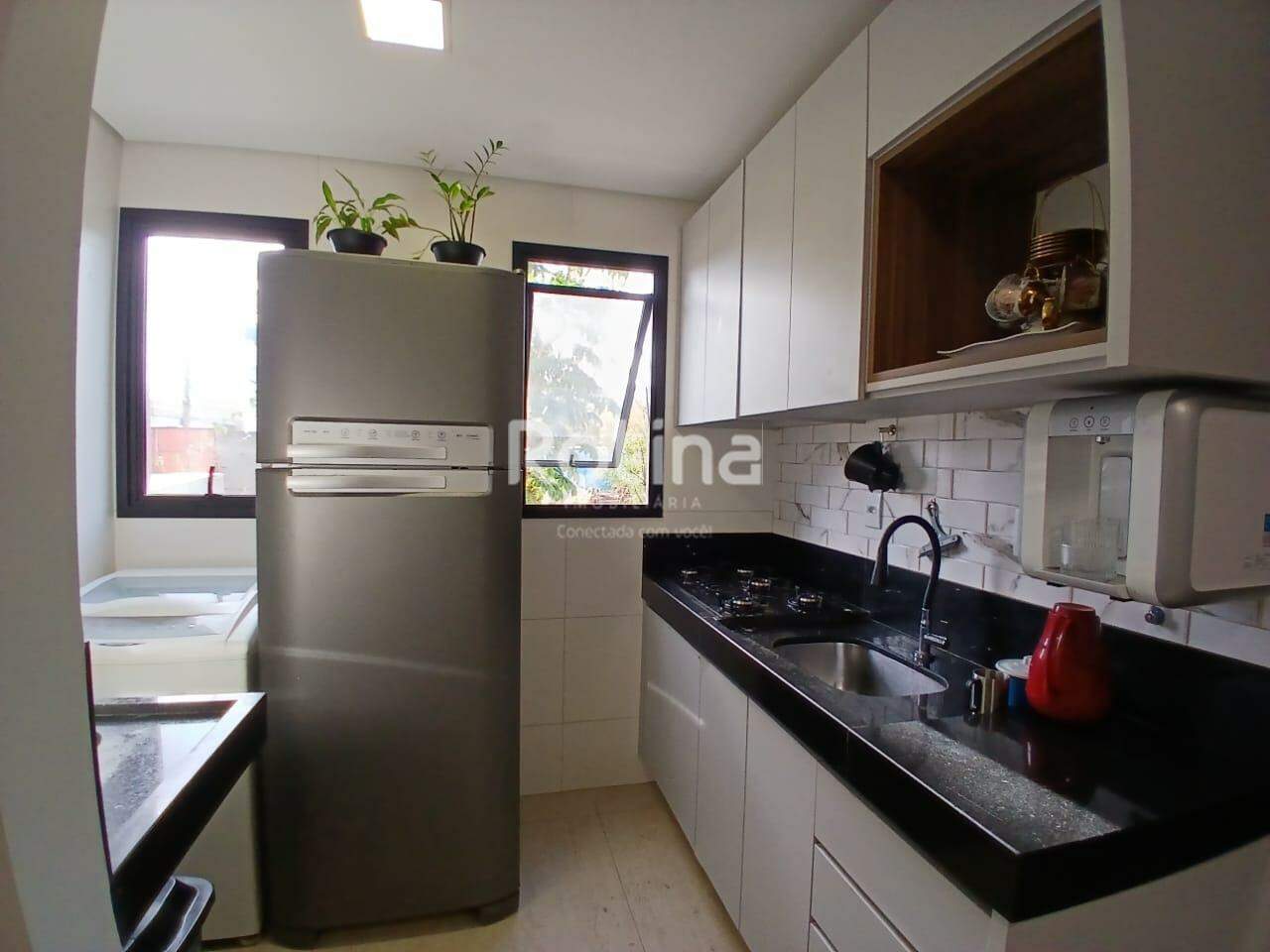 Apartamento para alugar, 2 quartos em Uberlândia no bairro Umuarama no valor de R$ 2.150,00 - Rotina Imobiliária: 