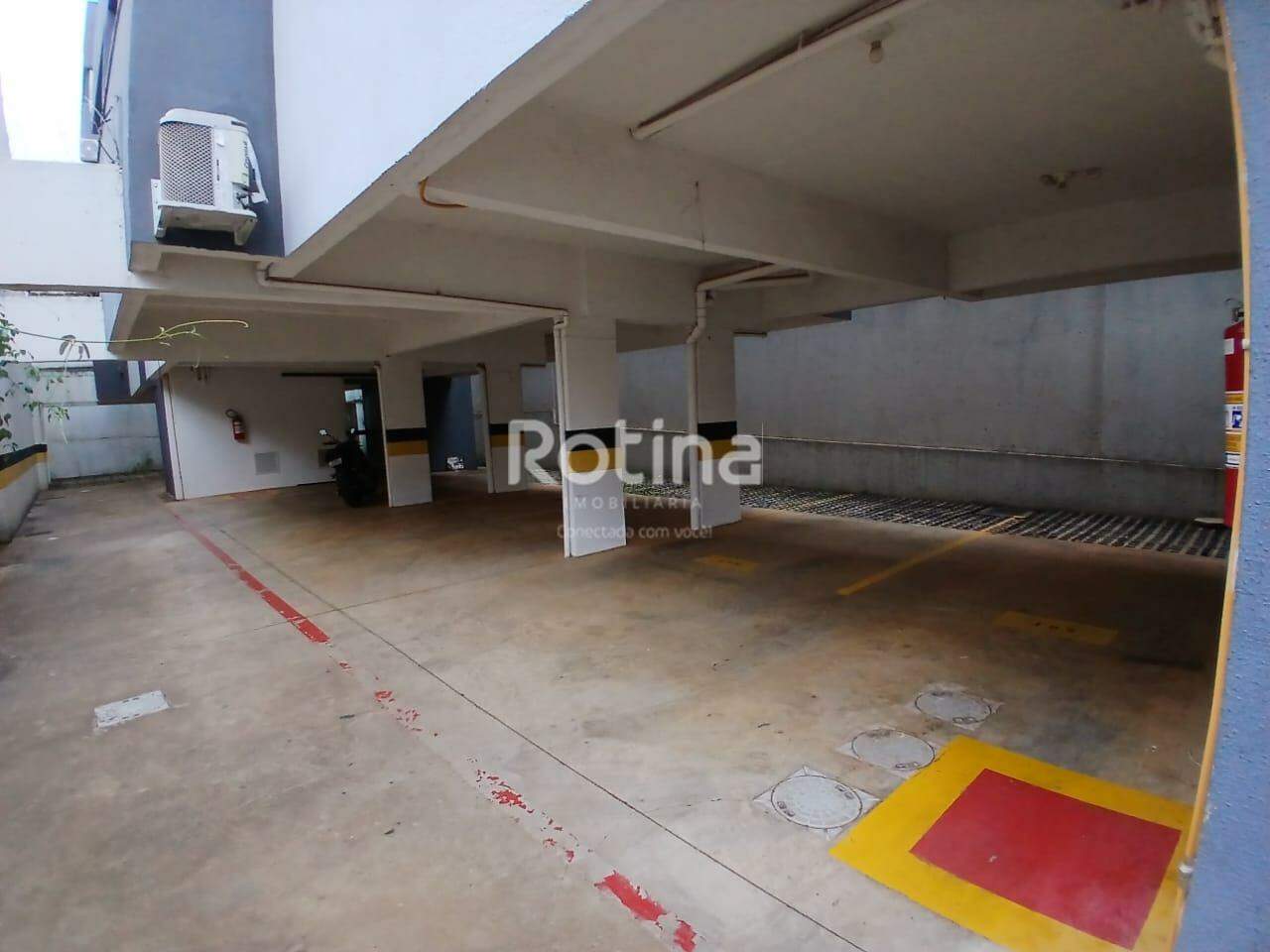 Apartamento para alugar, 2 quartos em Uberlândia no bairro Umuarama no valor de R$ 2.750,00 - Rotina Imobiliária: 