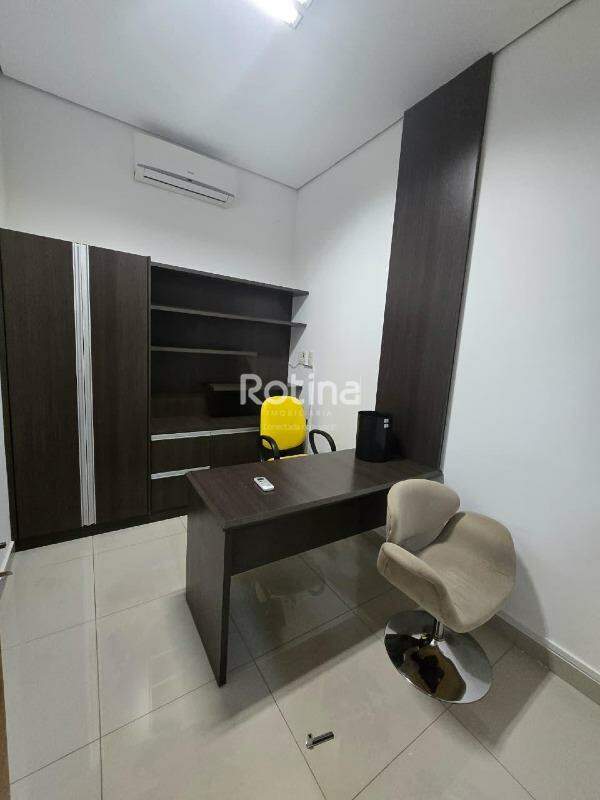 Prédio Inteiro para alugar, em Uberlândia no bairro Brasil no valor de R$ 25.000,00 - Rotina Imobiliária: 