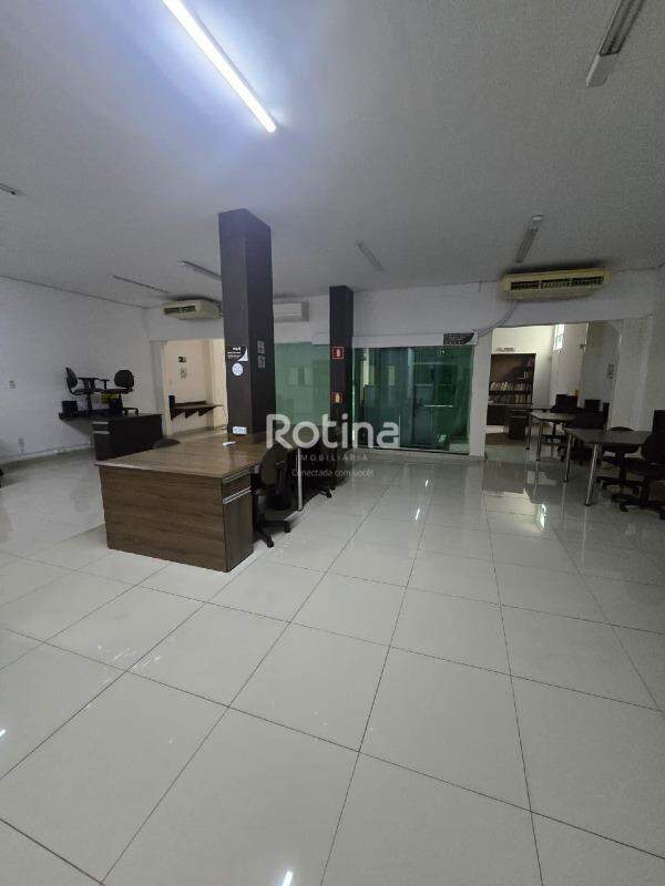 Prédio Inteiro para alugar, em Uberlândia no bairro Brasil no valor de R$ 25.000,00 - Rotina Imobiliária: 