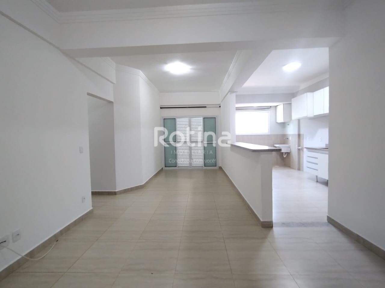 Apartamento para alugar, 3 quartos em Uberlândia no bairro Jardim Colina no valor de R$ 2.400,00 - Rotina Imobiliária: 