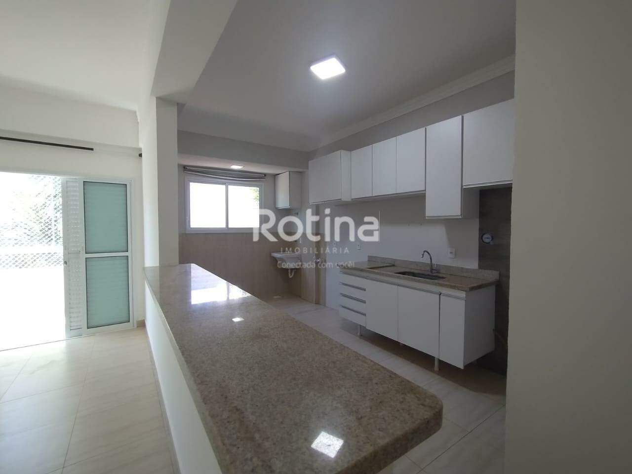Apartamento para alugar, 3 quartos em Uberlândia no bairro Jardim Colina no valor de R$ 2.400,00 - Rotina Imobiliária: 