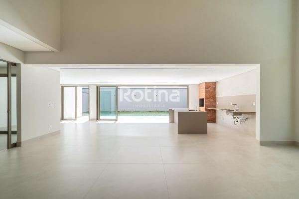 Casa Condomínio Fechado à venda, 4 quartos em Uberlândia no bairro Cond. Reserva do Vale no valor de R$ 7.660.000,00 - Rotina Imobiliária: 