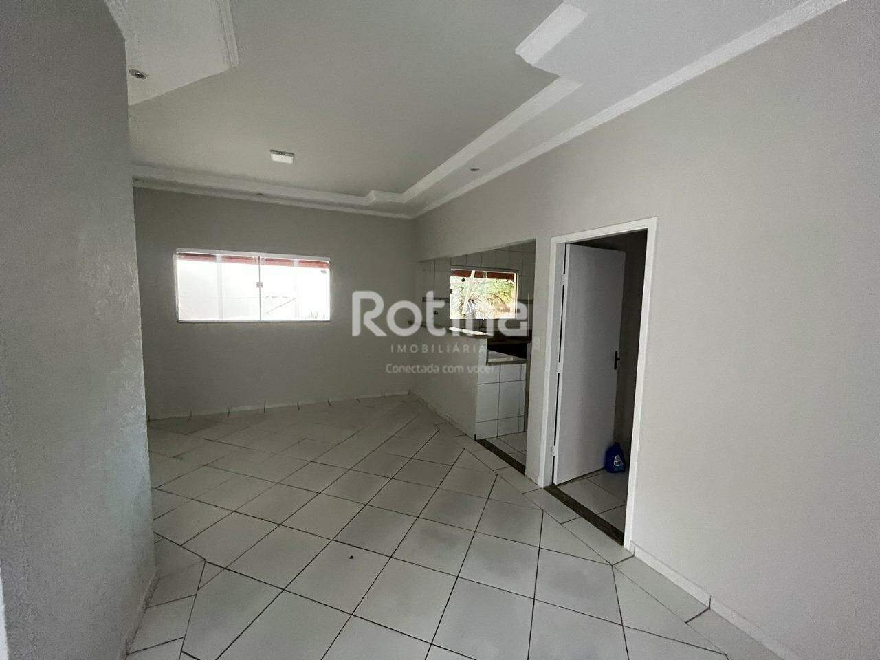 Casa para alugar, 3 quartos em Uberlândia no bairro Tubalina no valor de R$ 6.000,00 - Rotina Imobiliária: 