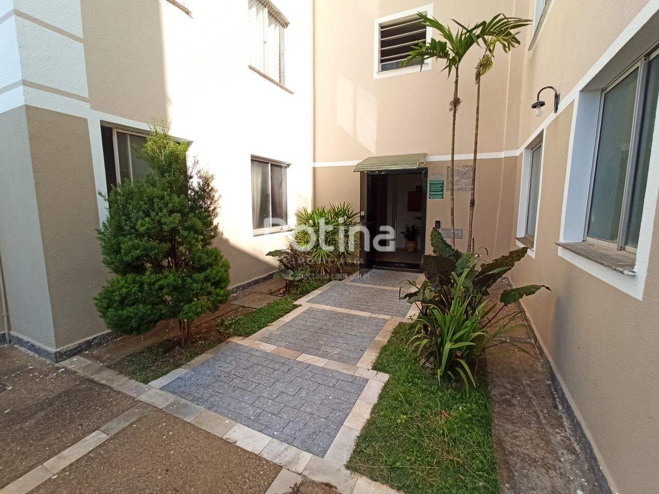 Apartamento para alugar, 2 quartos em Uberlândia no bairro Jaraguá no valor de R$ 1.200,00 - Rotina Imobiliária: 