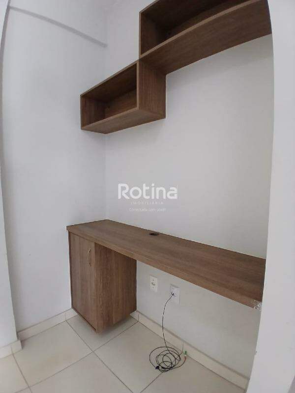 Apartamento para alugar, 2 quartos em Uberlândia no bairro Santa Mônica no valor de R$ 1.650,00 - Rotina Imobiliária: 