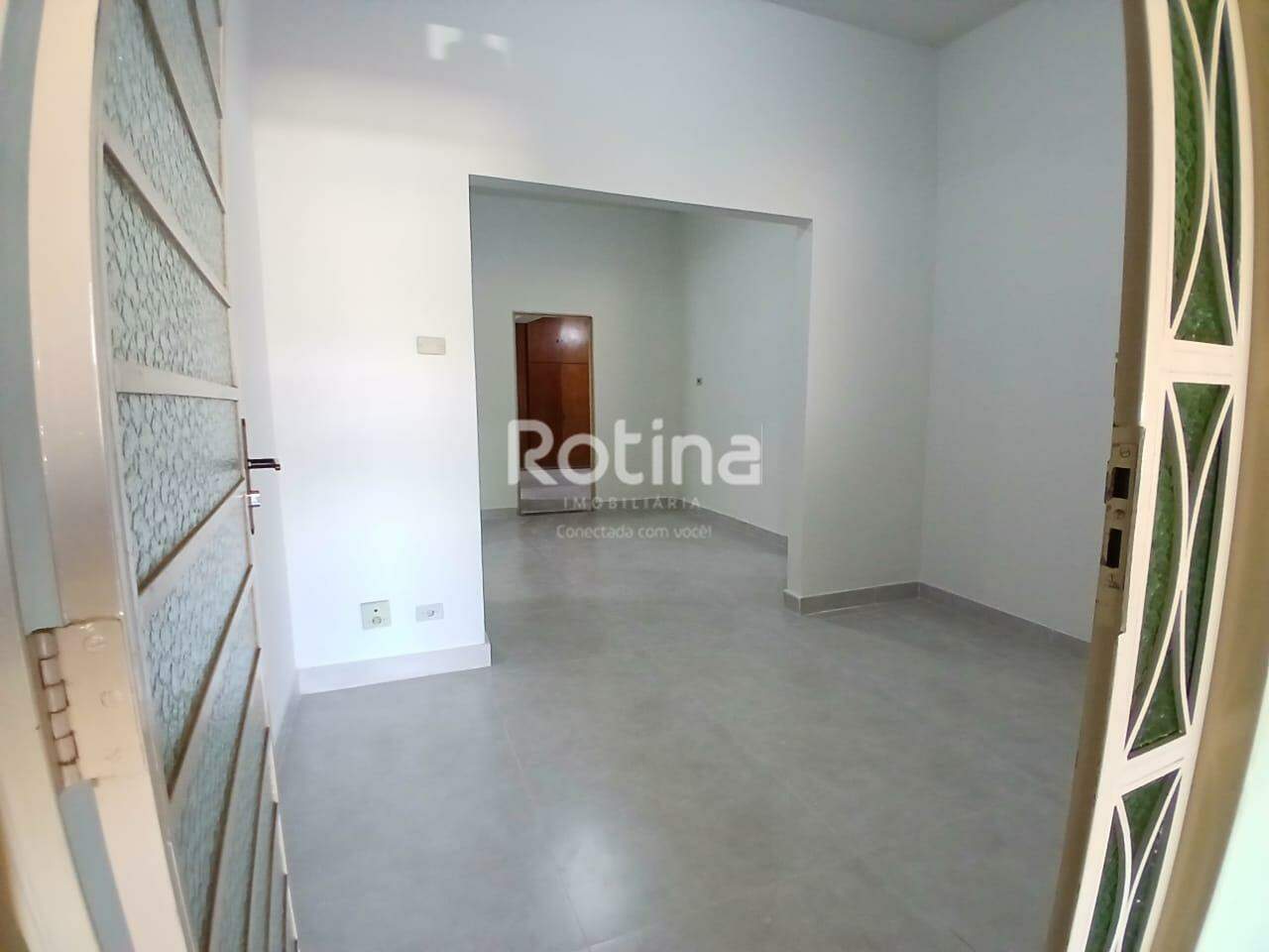 Casa para alugar, 4 quartos em Uberlândia no bairro Lídice no valor de R$ 3.300,00 - Rotina Imobiliária: 