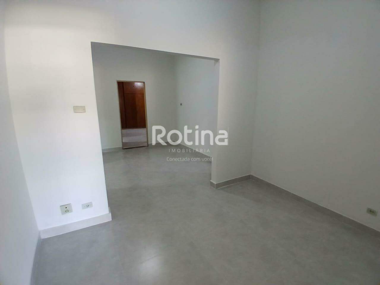 Casa para alugar, 4 quartos em Uberlândia no bairro Lídice no valor de R$ 3.300,00 - Rotina Imobiliária: 