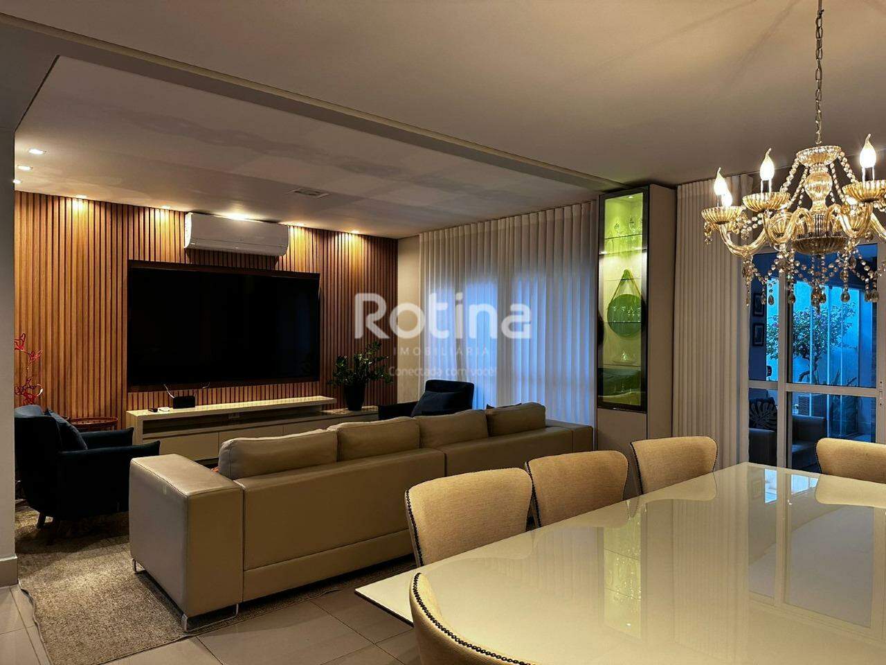 Casa Condomínio Fechado para alugar, 4 quartos em Uberlândia no bairro Granja Marileusa no valor de R$ 13.500,00 - Rotina Imobiliária: 