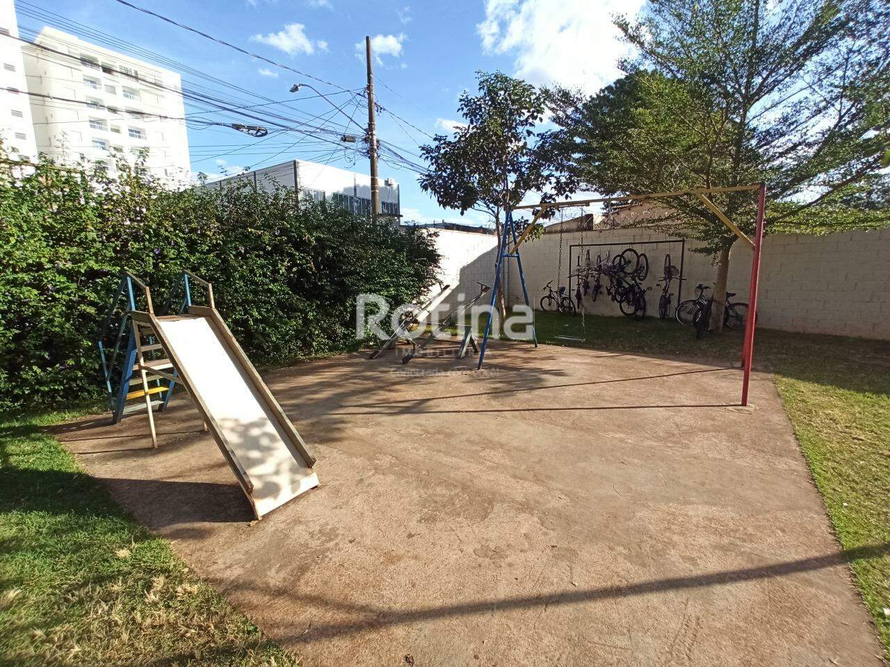 Apartamento para alugar, 2 quartos em Uberlândia no bairro Jardim Brasília no valor de R$ 750,00 - Rotina Imobiliária: 
