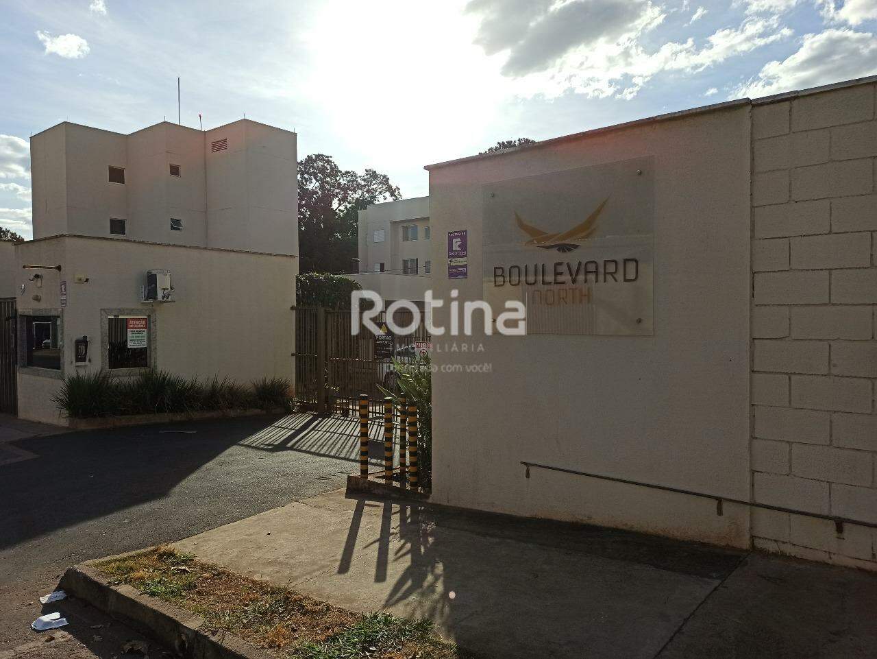 Apartamento para alugar, 2 quartos em Uberlândia no bairro Jardim Brasília no valor de R$ 750,00 - Rotina Imobiliária: 