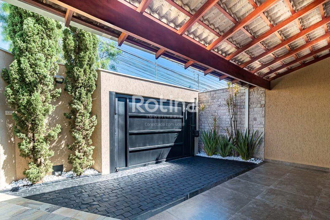 Casa para alugar, 4 quartos em Uberlândia no bairro Jardim Botânico no valor de R$ 7.000,00 - Rotina Imobiliária: 