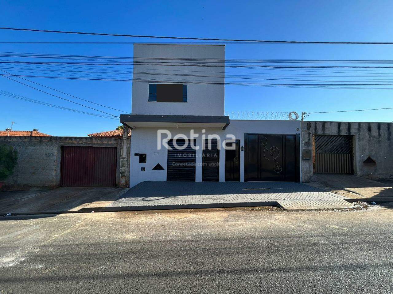 Loja para alugar, em Uberlândia no bairro Shopping Park no valor de R$ 800,00 - Rotina Imobiliária: 