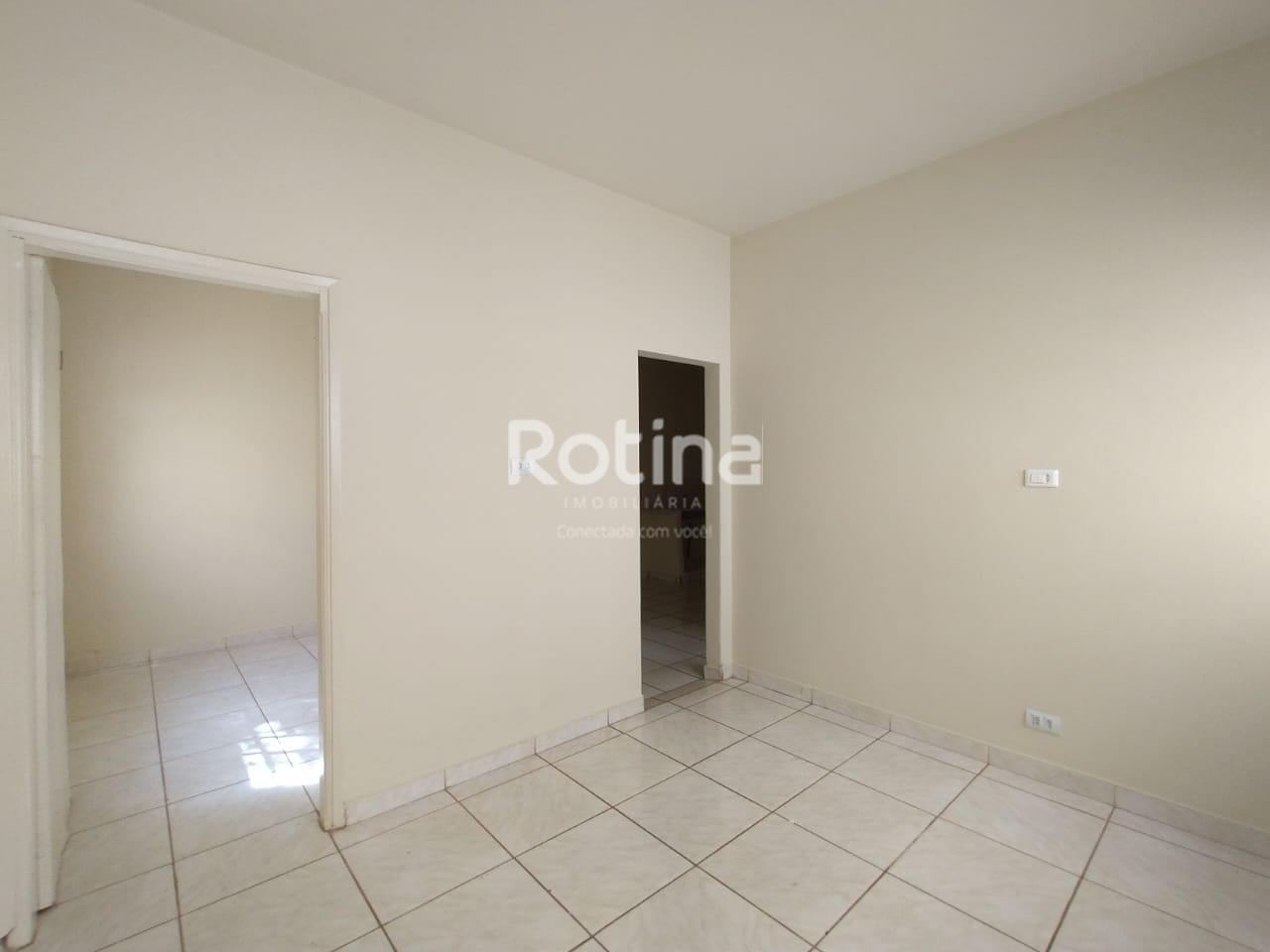 Casa para alugar, 2 quartos em Uberlândia no bairro Martins no valor de R$ 1.200,00 - Rotina Imobiliária: 