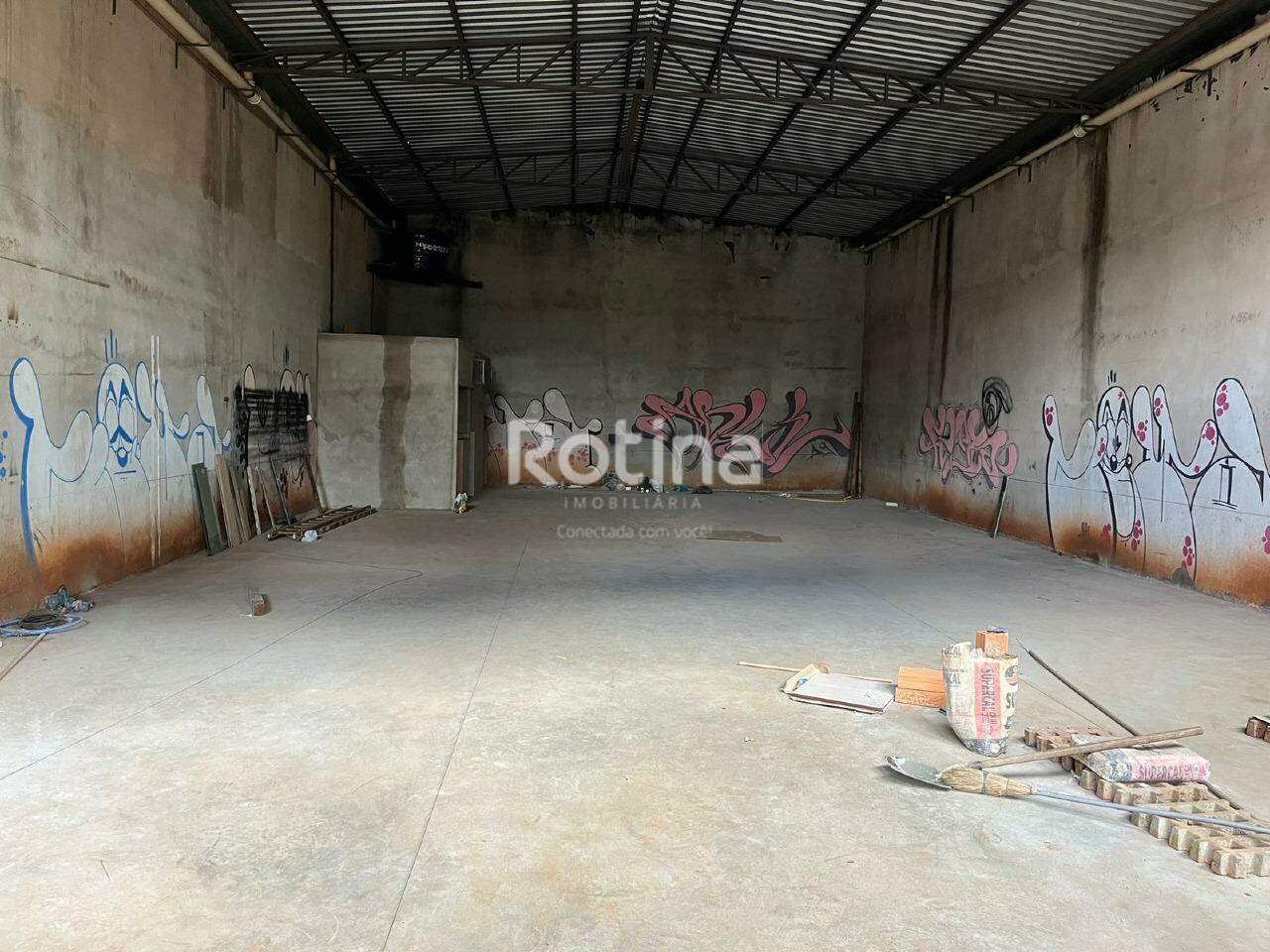 Galpão para alugar, em Uberlândia no bairro Jardim Patrícia no valor de R$ 5.000,00 - Rotina Imobiliária: 