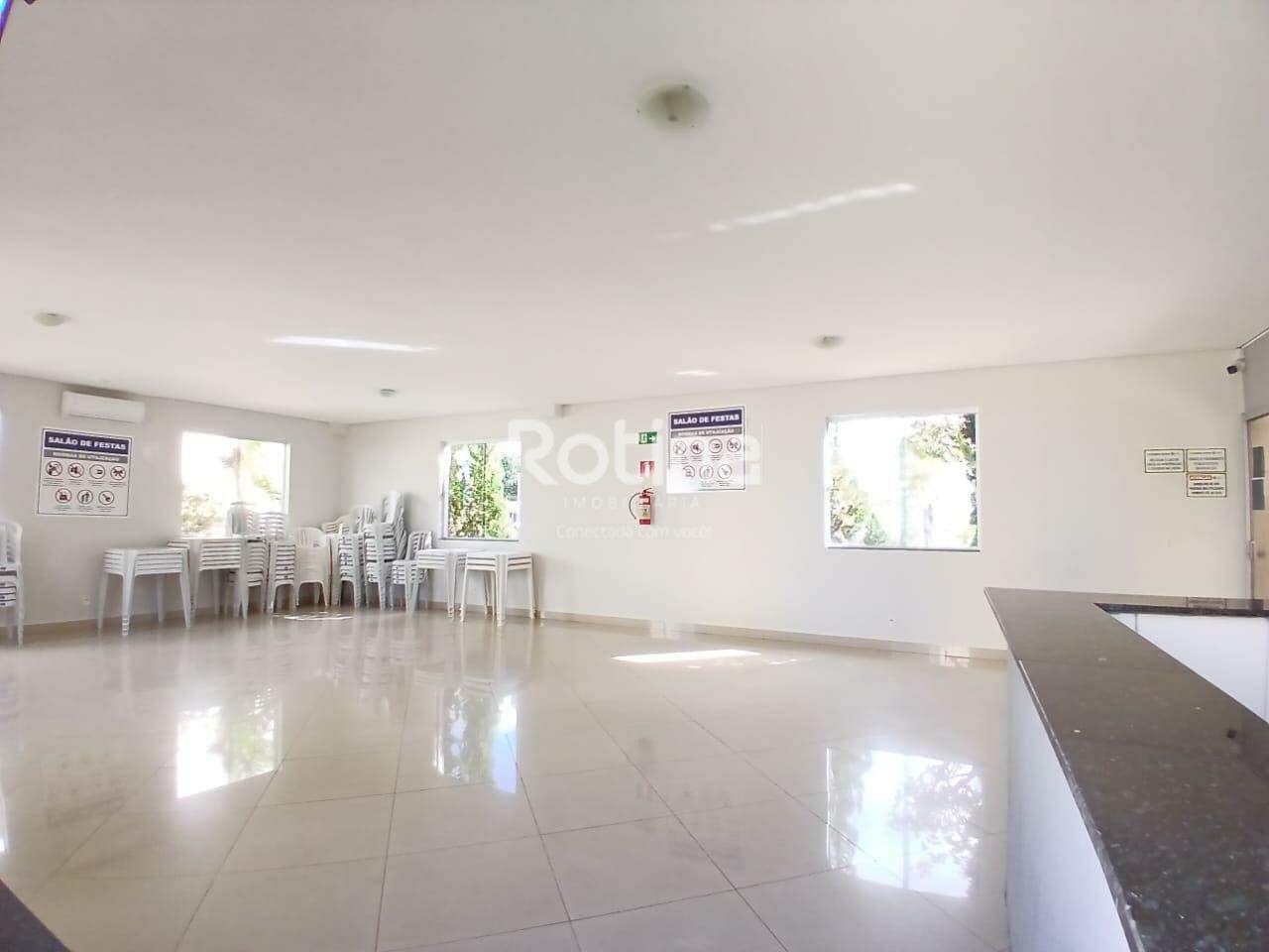 Apartamento para alugar, 2 quartos em Uberlândia no bairro Shopping Park no valor de R$ 950,00 - Rotina Imobiliária: 