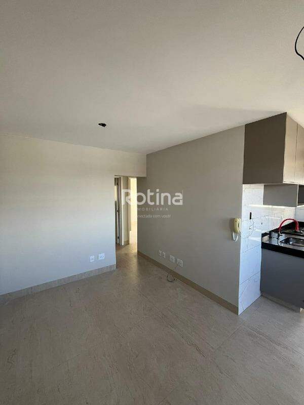 Apartamento à venda, 3 quartos em Uberlândia no bairro Umuarama no valor de R$ 490.000,00 - Rotina Imobiliária: 