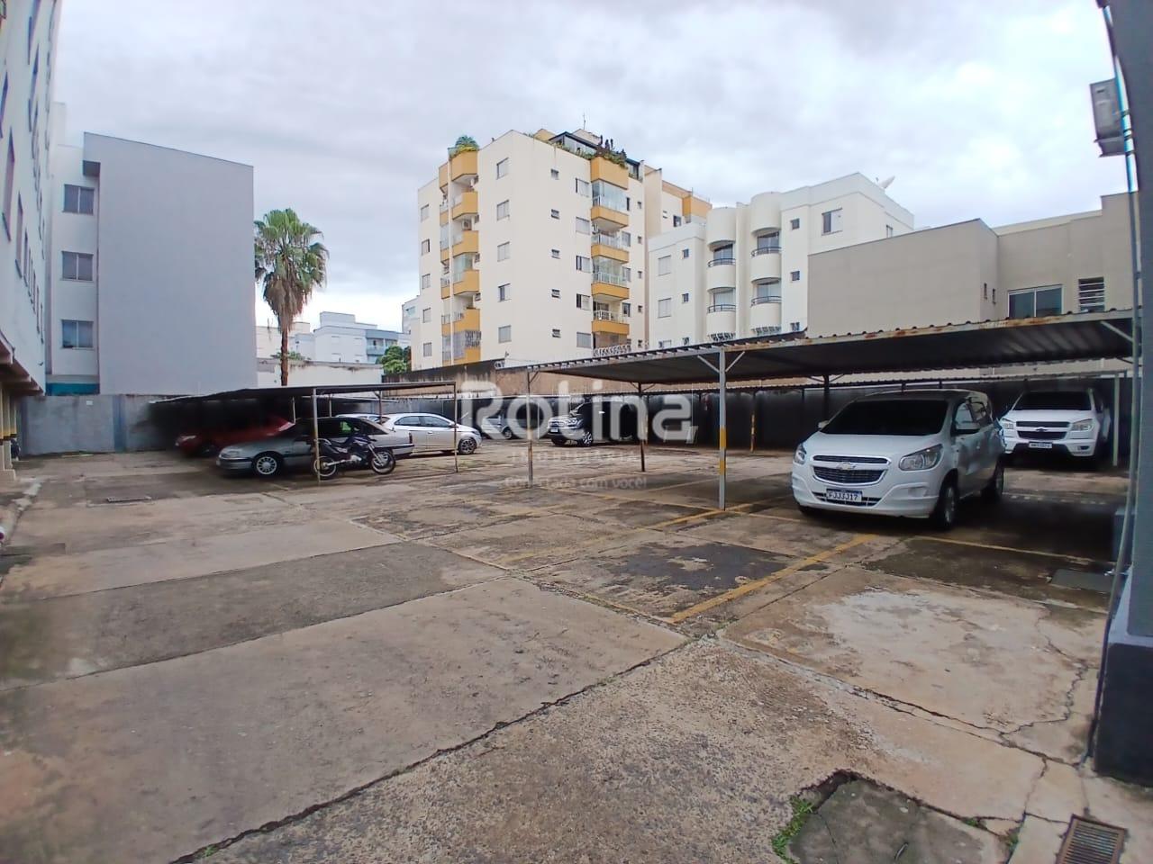 Apartamento para alugar, 3 quartos em Uberlândia no bairro Santa Mônica no valor de R$ 1.300,00 - Rotina Imobiliária: 