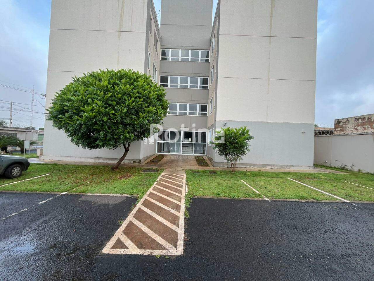 Apartamento para alugar, 2 quartos em Uberlândia no bairro Residencial Integração no valor de R$ 900,00 - Rotina Imobiliária: 