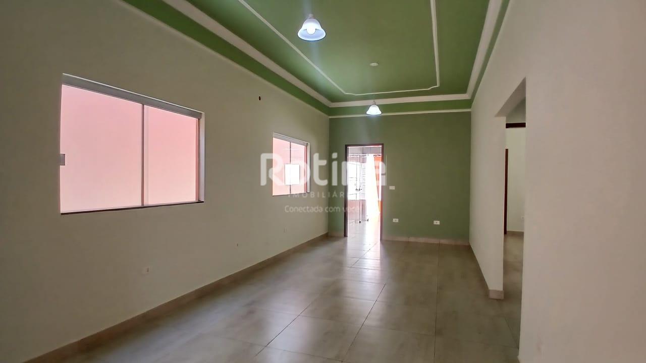 Casa para alugar, 3 quartos em Uberlândia no bairro Granada no valor de R$ 2.500,00 - Rotina Imobiliária: 