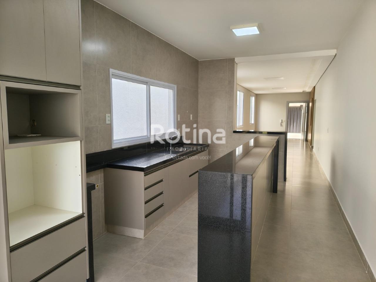 Casa à venda, 4 quartos em Uberlândia no bairro Cidade Jardim no valor de R$ 950.000,00 - Rotina Imobiliária: 