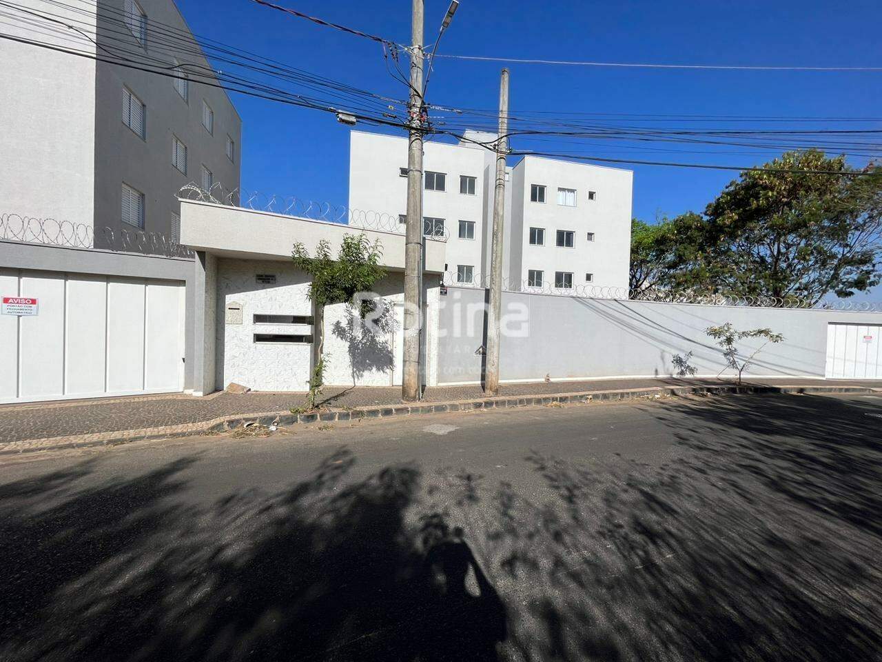 Apartamento para alugar, 2 quartos em Uberlândia no bairro Alto Umuarama no valor de R$ 1.700,00 - Rotina Imobiliária: 